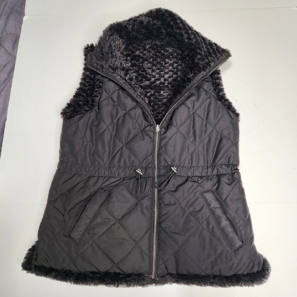 Casual Identity Vest Womens M Reversible Full Zip Black Faux Fur Quilted Pockets - Picture 2 of 10